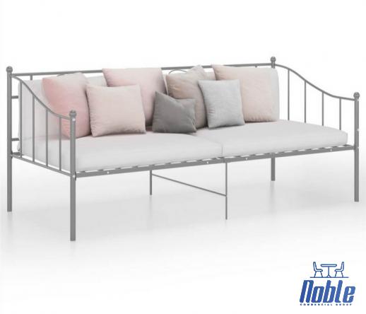 Massive Exportation of Metal Frame Sofa to the Free Trade Zon