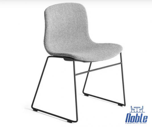 What Is the Difference between a Steel Frame Chair and a Wooden One?